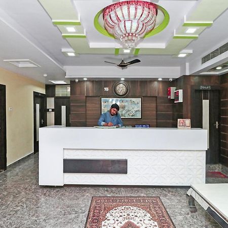 Oyo 15169 Hotel Rk Inn Lucknow Esterno foto
