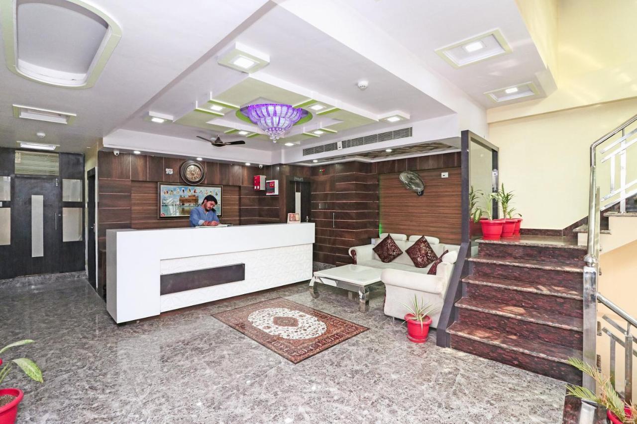 Oyo 15169 Hotel Rk Inn Lucknow Esterno foto